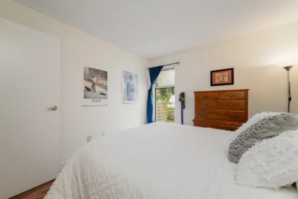211 423 Agnes Street, New Westminster, BC, New Westminster — Apartment/Condo for sale