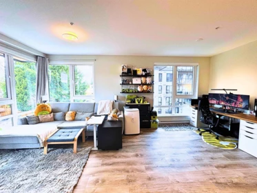 420 615 Cottonwood Avenue, Coquitlam, BC, Coquitlam — Apartment/Condo for sale