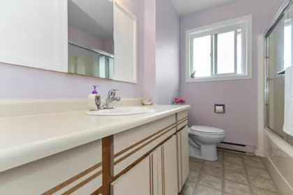 Hallway Photo of 34654 Dunsmuir Court, Abbotsford, BC