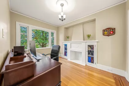 Breakfast Nook Photo of 5790 Alma Street, Vancouver, BC