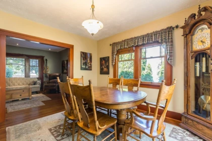 Breakfast Nook Photo of 2730 Maple Street, Abbotsford, BC