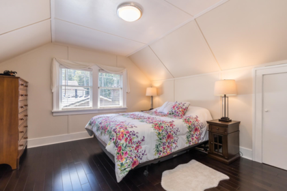 Guest Bathroom Photo of 2730 Maple Street, Abbotsford, BC