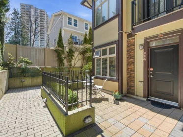 114 5588 Patterson, Burnaby, BC, Burnaby — Townhouse for sale