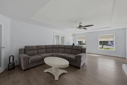 Basement Recreation Room Photo of 4537 65a Street, Delta, BC