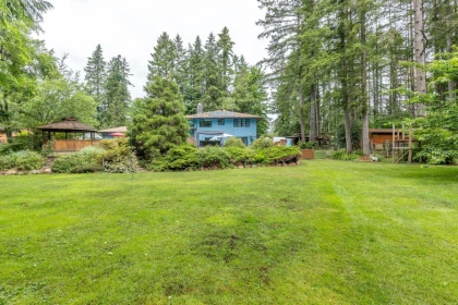 Front Yard Photo of 20244 27 Avenue, Langley, BC