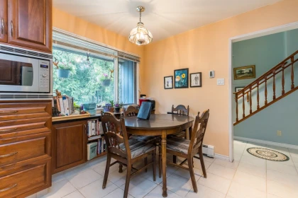 Kitchen Photo of 20244 27 Avenue, Langley, BC