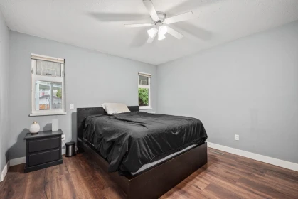 Laundry Room Photo of 11937 237a Street, Maple Ridge, BC