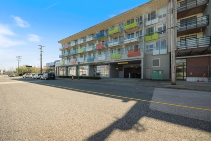 311 5388 Grimmer Street, Burnaby, BC, Burnaby — Apartment/Condo for sale