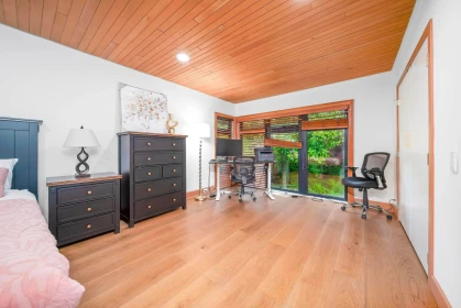 Bedroom 4 Photo of 4096 Sunset Boulevard, North Vancouver, BC