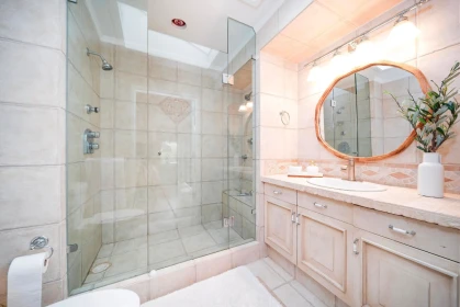 Guest Bathroom Photo of 4096 Sunset Boulevard, North Vancouver, BC
