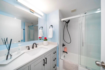Mudroom Photo of 4096 Sunset Boulevard, North Vancouver, BC