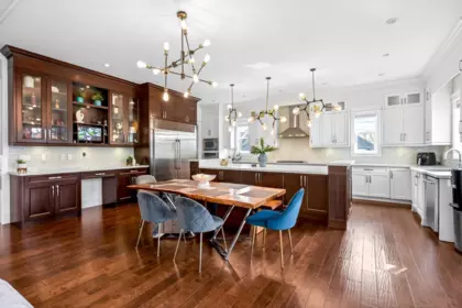 16575 Old Mclellan Road, Surrey, BC, Surrey — Single Family Residence for sale