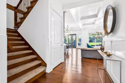 Entry Foyer Photo of 16575 Old Mclellan Road, Surrey, BC