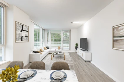304 3096 Windsor Gate, Coquitlam, BC, Coquitlam — Apartment/Condo for sale