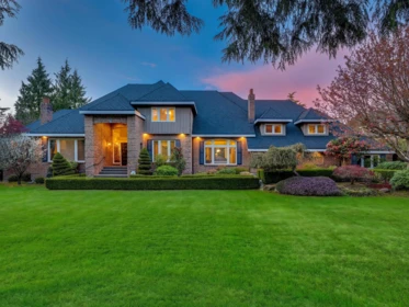 13789 32 Avenue, Surrey, BC, Surrey — Single Family Residence for sale