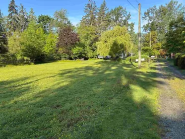 Garden / Landscaping Photo of 11693 246 Street, Maple Ridge, BC