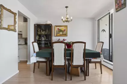 Breakfast Nook Photo of 1105 701 W Victoria Park, North Vancouver, BC