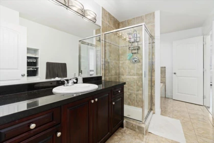 Guest Bathroom Photo of 11288 87a Avenue, Delta, BC