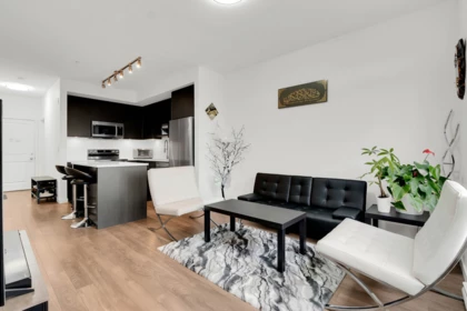 Kitchen Island Photo of 306 15858 Fraser Highway, Surrey, BC