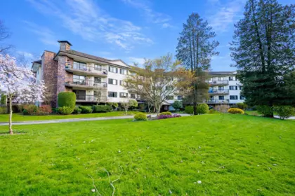 Front Yard Photo of 303 10220 Ryan Road, Richmond, BC