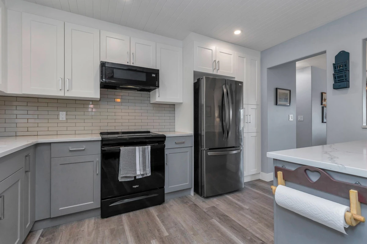 Dining Area Photo of 21 34250 Hazelwood Avenue, Abbotsford, BC