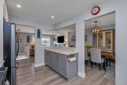 Breakfast Nook Photo of 21 34250 Hazelwood Avenue, Abbotsford, BC
