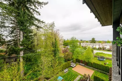 Outdoor Patio Photo of 408 15351 101 Avenue, Surrey, BC