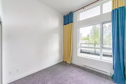 Powder Room Photo of 405 15628 104 Avenue, Surrey, BC