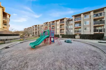 Outdoor Patio Photo of 324 21009 56 Avenue, Langley, BC