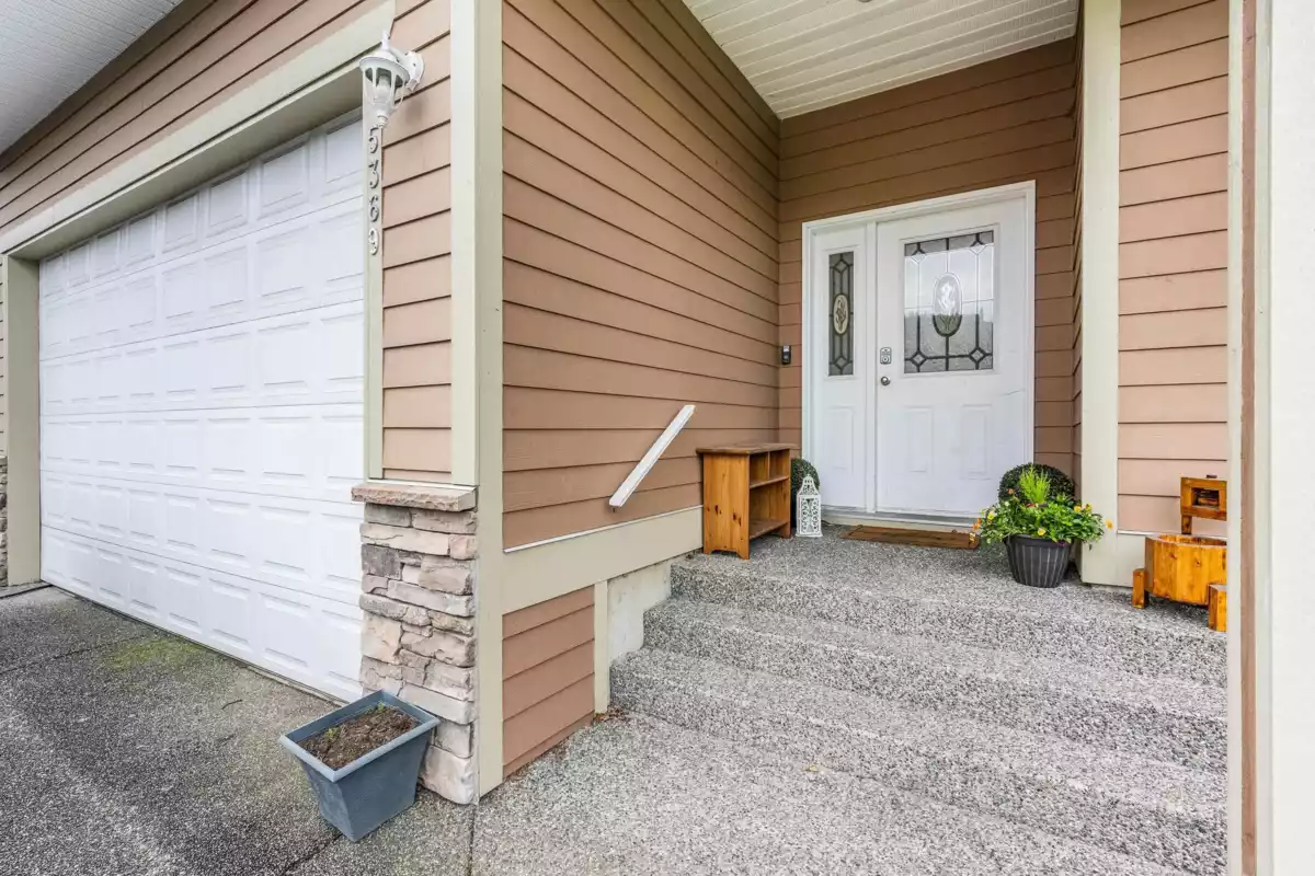 Family Room Photo of 5369 Teskey Road, Chilliwack, BC
