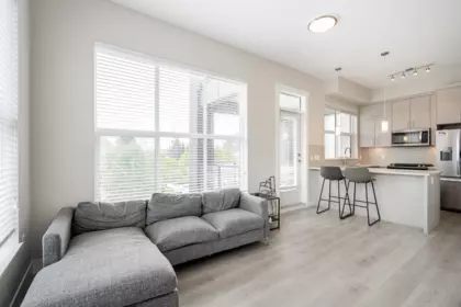 Basement Recreation Room Photo of 205 2120 Gladwin Road, Abbotsford, BC