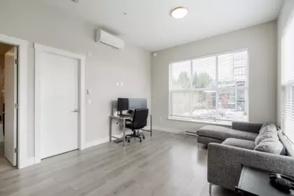 Powder Room Photo of 205 2120 Gladwin Road, Abbotsford, BC