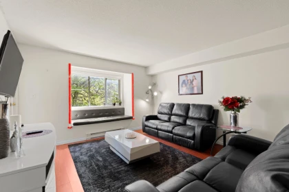 Guest Bathroom Photo of 306 12101 80 Avenue, Surrey, BC