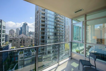 Hallway Photo of 902 1252 Hornby Street, Vancouver, BC