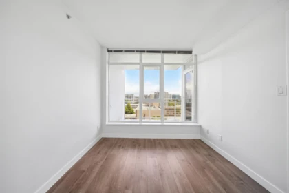 Primary Bathroom Photo of 1505 5900 Alderbridge Way, Richmond, BC