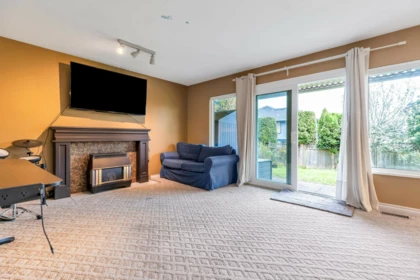 Powder Room Photo of 10528 168a Street, Surrey, BC