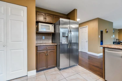 Primary Bathroom Photo of 10528 168a Street, Surrey, BC