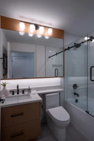 Laundry Room Photo of 1 356 E 40th Avenue, Vancouver, BC