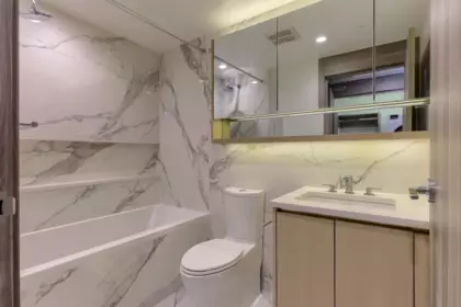 Primary Bathroom Photo of 2106 13768 100 Avenue, Surrey, BC
