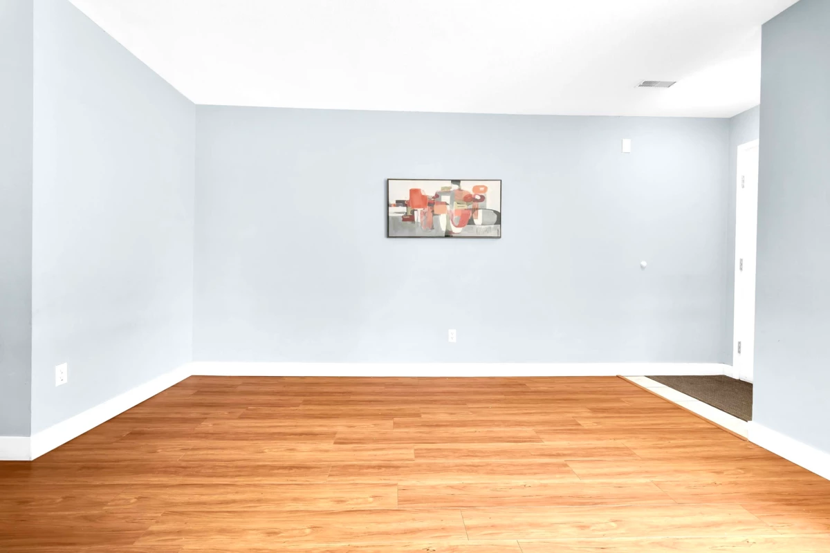 Family Room Photo of 20 13713 72a Avenue, Surrey, BC