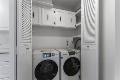 Laundry Room Photo of 602 710 Seventh Avenue, New Westminster, BC