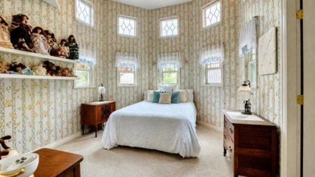 Mudroom Photo of 864 Hot Springs Road, Harrison Hot Springs, BC