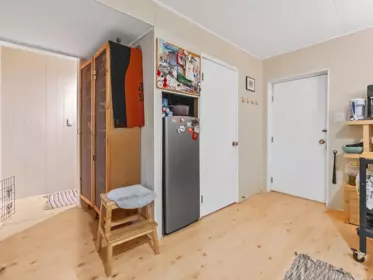 Powder Room Photo of 352 E 38th Avenue, Vancouver, BC