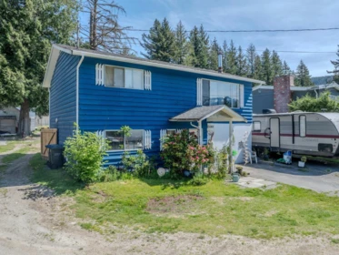 42066 Birken Road, Squamish, BC, Squamish — Single Family Residence for sale