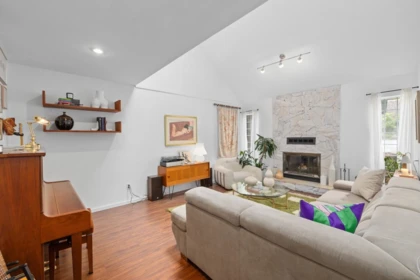 Breakfast Nook Photo of 7860 Marchwood Place, Vancouver, BC