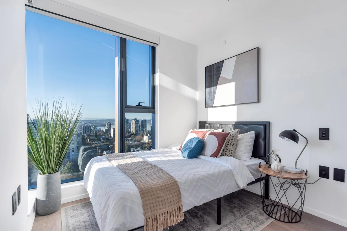Living Room Photo of 2106 1482 Robson Street, Vancouver, BC