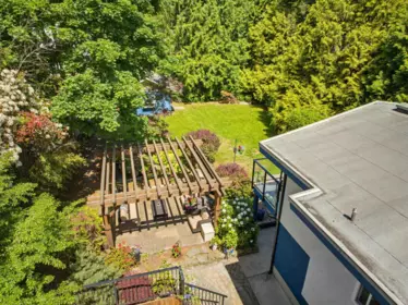 Front Yard Photo of 19905 43a Avenue, Langley, BC