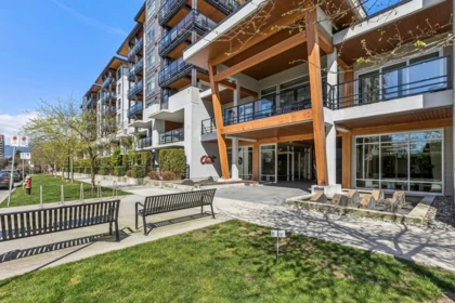 Hot Tub / Spa Photo of 511 108 E 8th Street, North Vancouver, BC