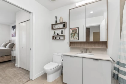 Office / Den Photo of 511 108 E 8th Street, North Vancouver, BC