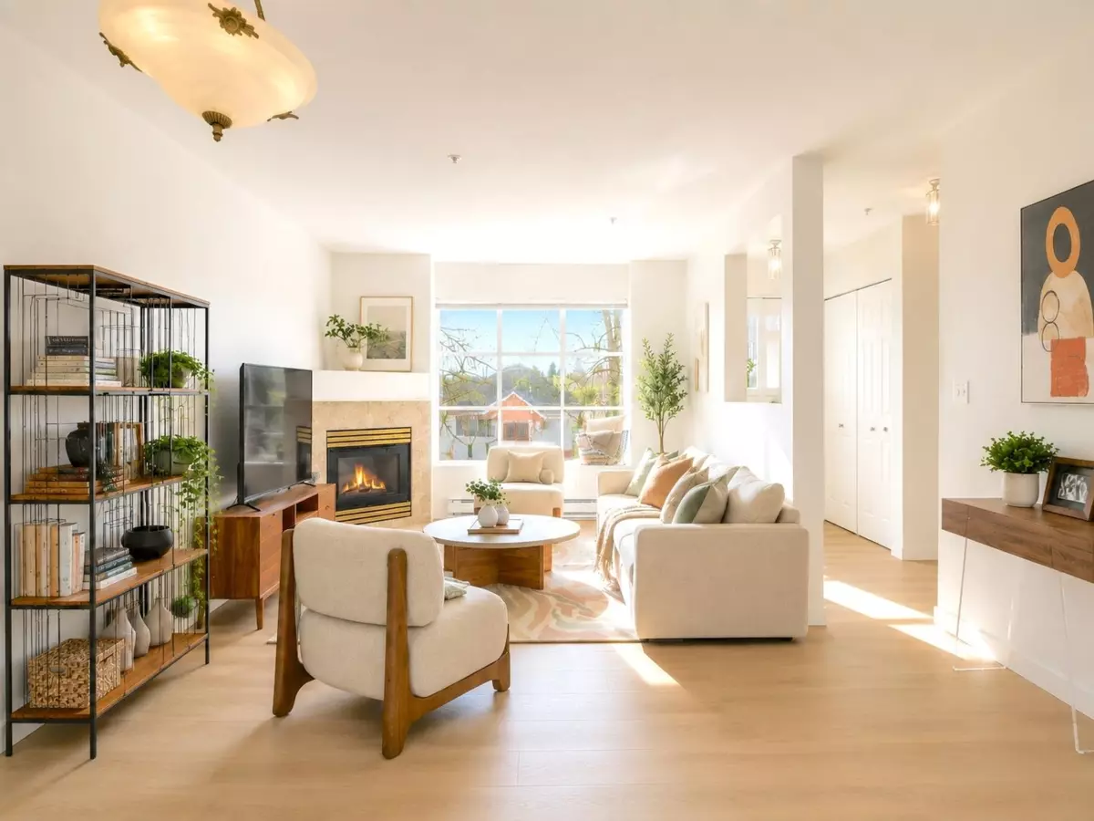 Living Room Photo of 3305 Clive Avenue, Vancouver, BC